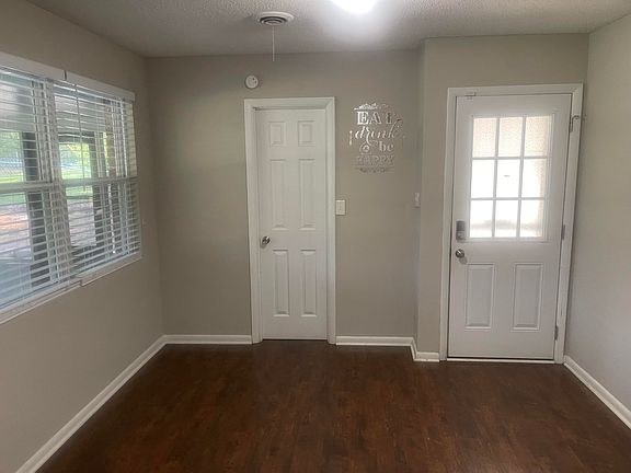 5th image of 4118 Cliffwood Court