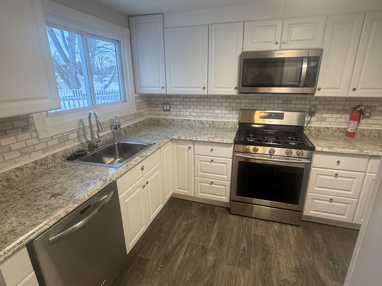 2 bed, 1144 sqft, $1,800 — Photo 4