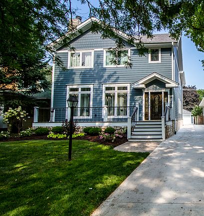 3rd image of 749 Ashland Ave