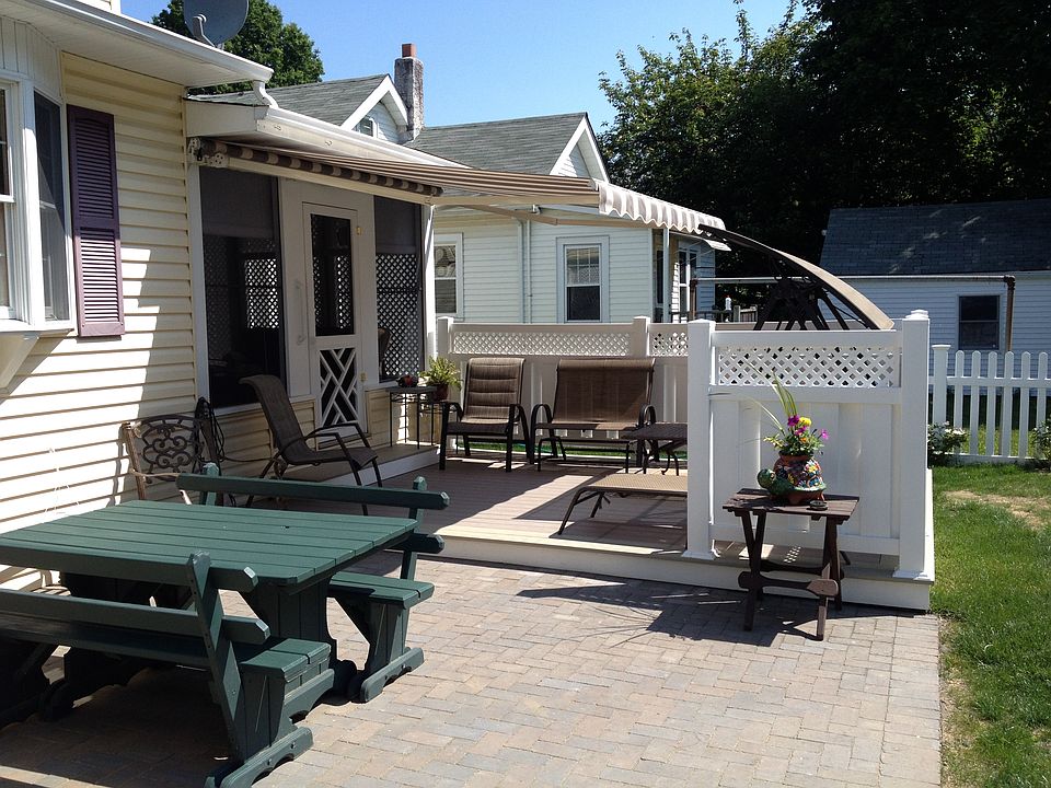 2nd image of 135 Osborne Ave