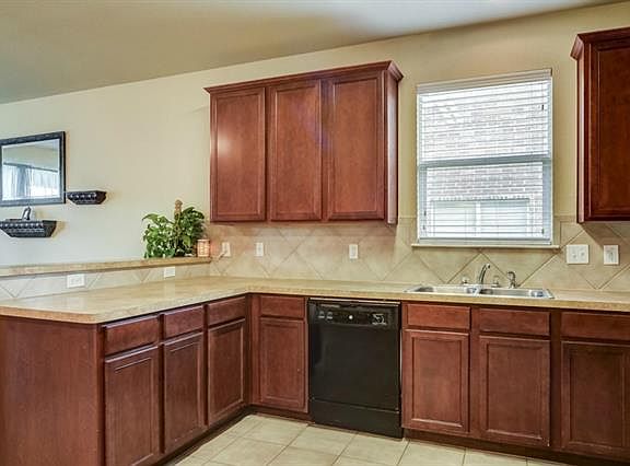 5th image of 2607 Wynngate Dr