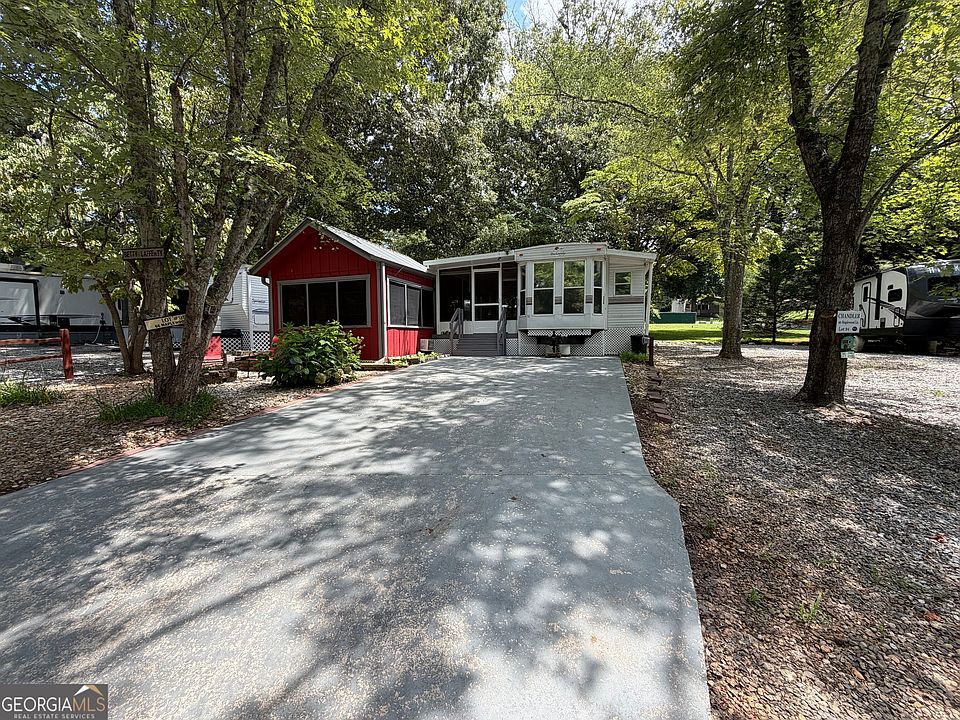 1st image of 66 Maple Wood Ln