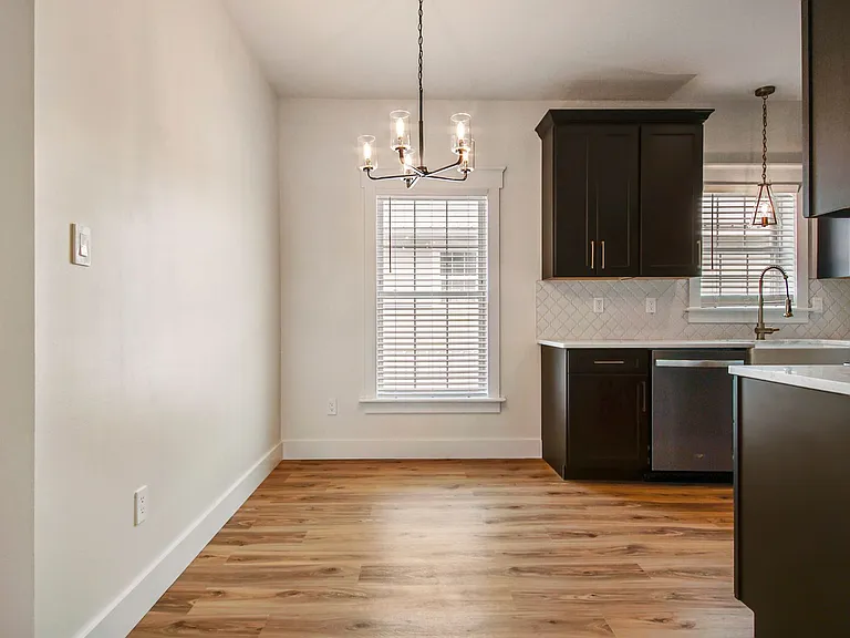 319 N Gay Ave — Photo 14
