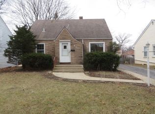 410 Westmoreland Ave, Waukegan, IL 60085
