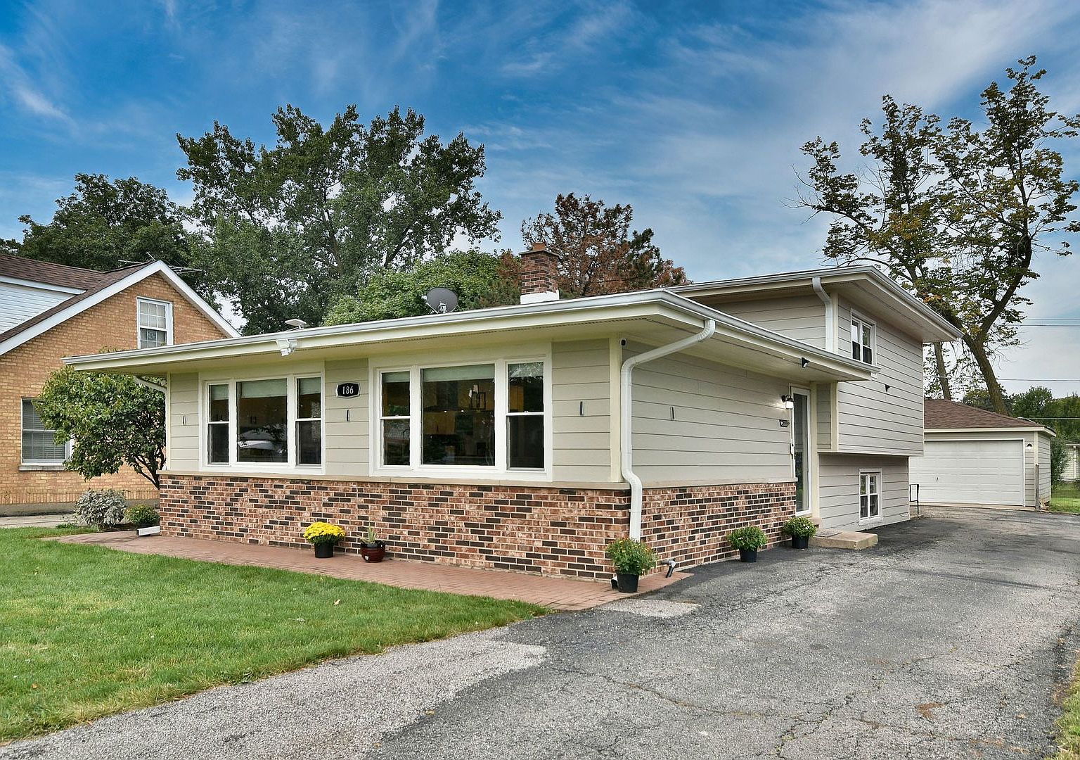 186 N Hemlock Ave, Wood Dale, IL 60191 MLS 11901867 Zillow