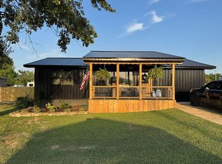112 Dawn St, Cave City, AR 72521