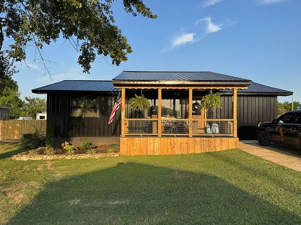 112 Dawn St, Cave City, AR 72521