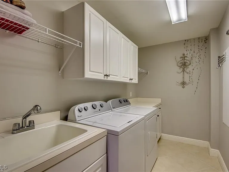 2090 W 1st St #609 — Photo 18