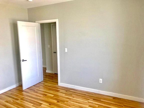 3rd image of 215 E Broadway APT 2K