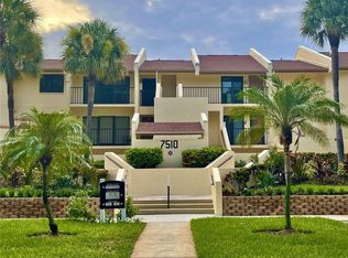 7510 Sunshine Skyway Ln S APT 208, Saint Petersburg, FL 33711