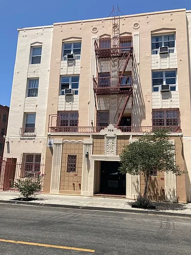 MSA - 709 Mariposa Apts Photo 1