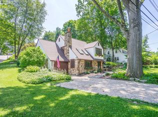 116 Potter Rd, Scarsdale, NY 10583