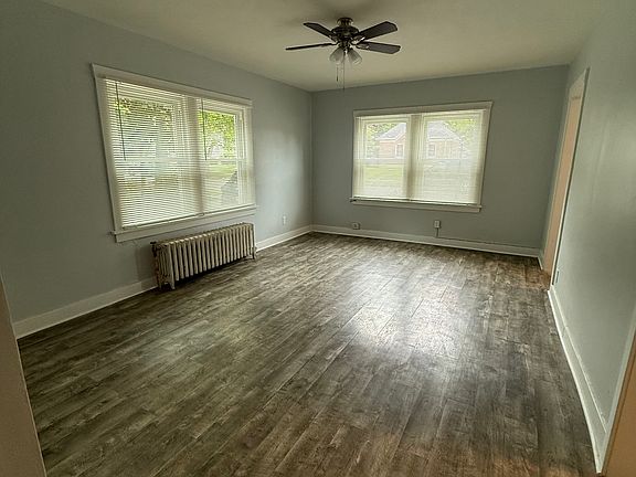 4th image of 224 Jefferson Ave APT 3