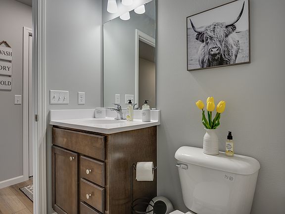 3rd image of 546 Sunrise Dr #1
