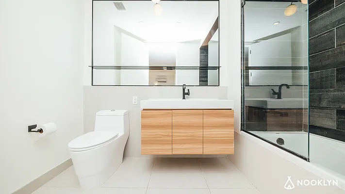 Rented by Nooklyn NYC LLC | media 41