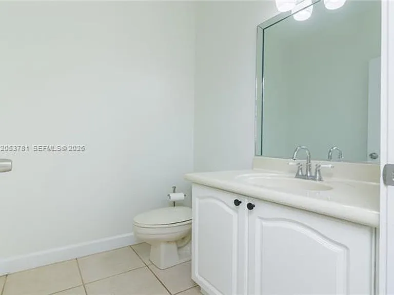 3126 NW 101st Ct #Townhouse 3126 — Photo 19