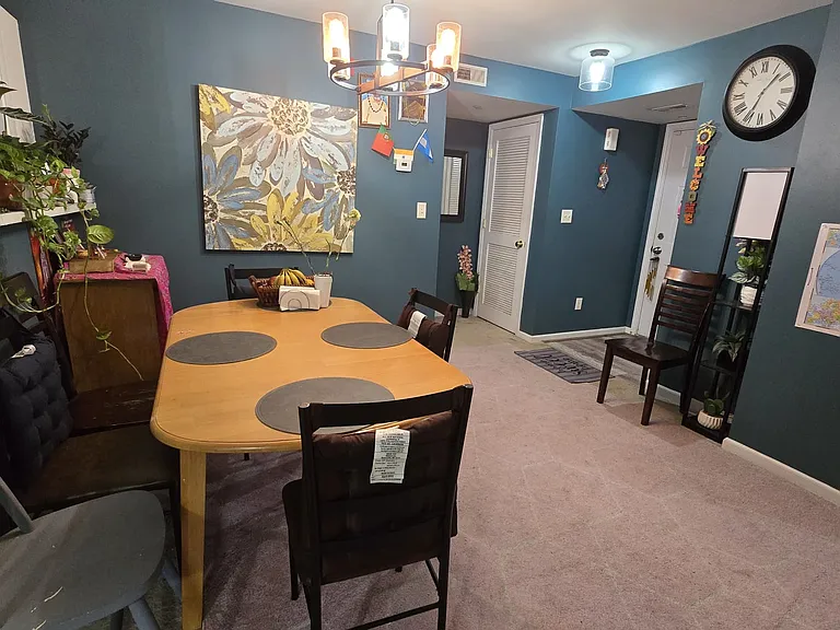 9201 Spring Creek Ln — Photo 5