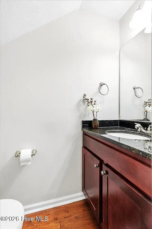 4 bed, 1762 sqft, $2,100 — Photo 3