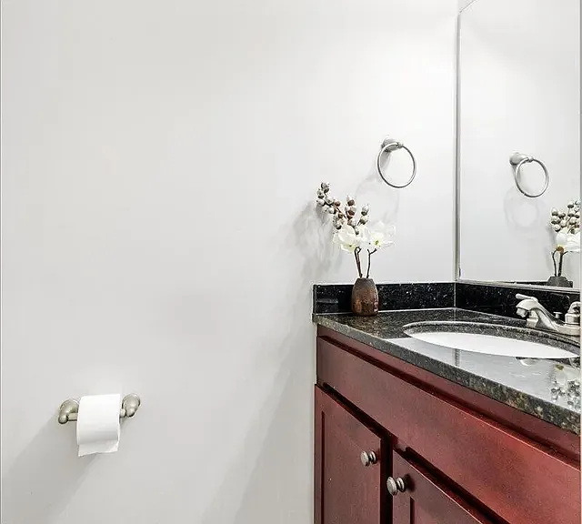 2047 Reserve Ln — Photo 3