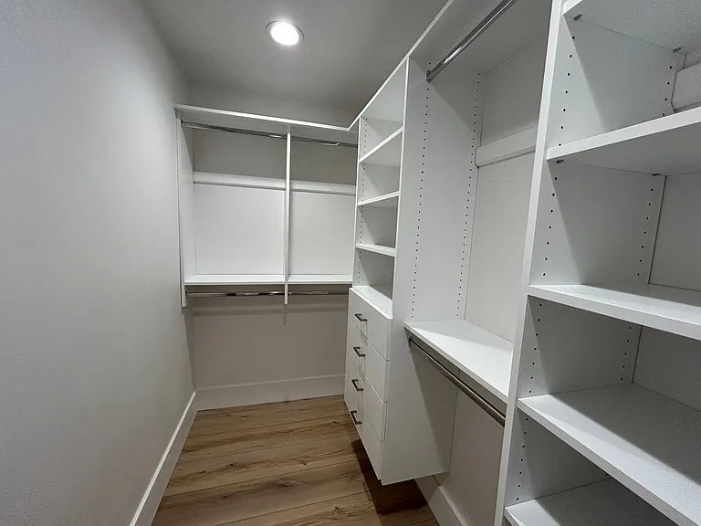 4004 Francis Main #MAIN — Photo 10