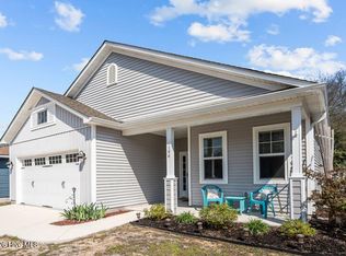 106 NW 19th St, Oak Island, NC 28465