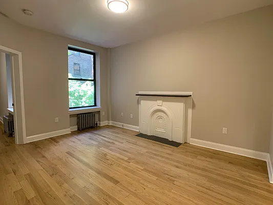 Rented by Tourma Realty LLC | media 26