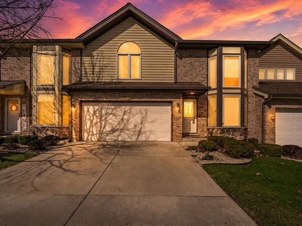 11742 Lighthouse Ln, Palos Heights, IL 60463