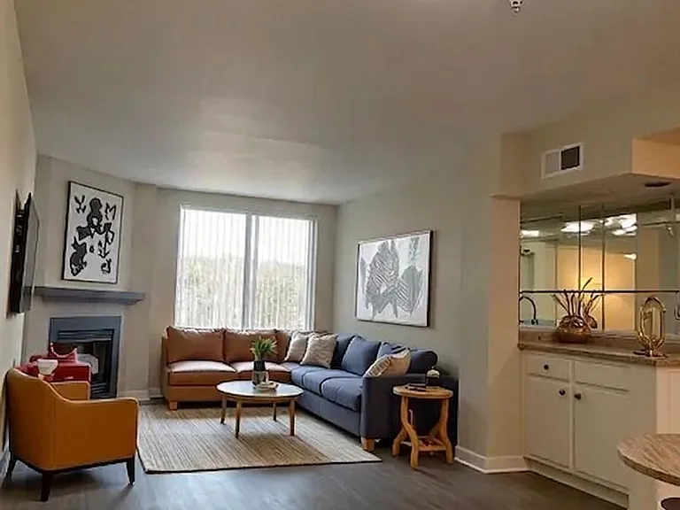 5143 Bakman Ave #102 — Photo 4