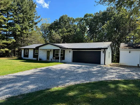 25717 Rockview Rd, Rockbridge, OH 43149