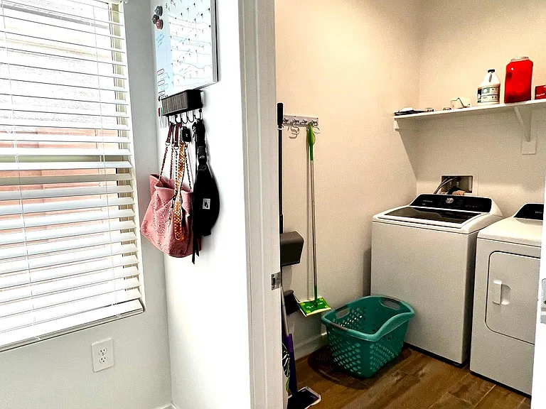 11104 S Weismann Dr — Photo 11