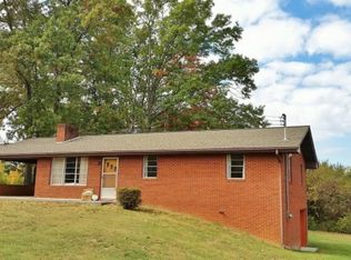 215 Branch Ln, Knoxville, TN 37924