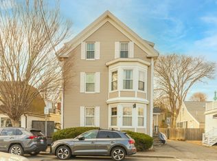 49 Atlantic Ave APT 1, Marblehead, MA 01945