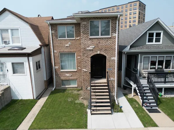 4738 W Byron St, Chicago, IL 60641