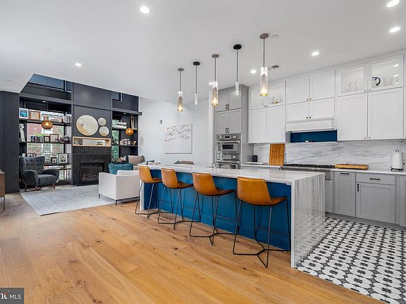 5th image of 2055 E Dauphin St