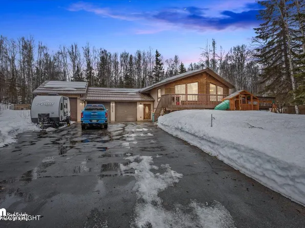 22545 Lampert Cir, Chugiak, AK 99567