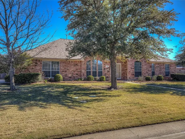 108 Cascade Valley Dr, Fate, TX 75087