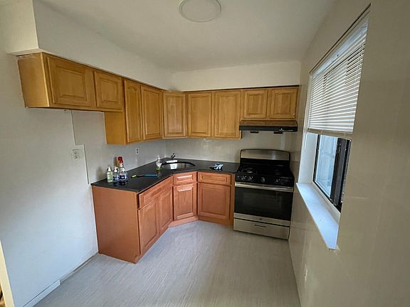 2nd image of 13423 57th Ave #1