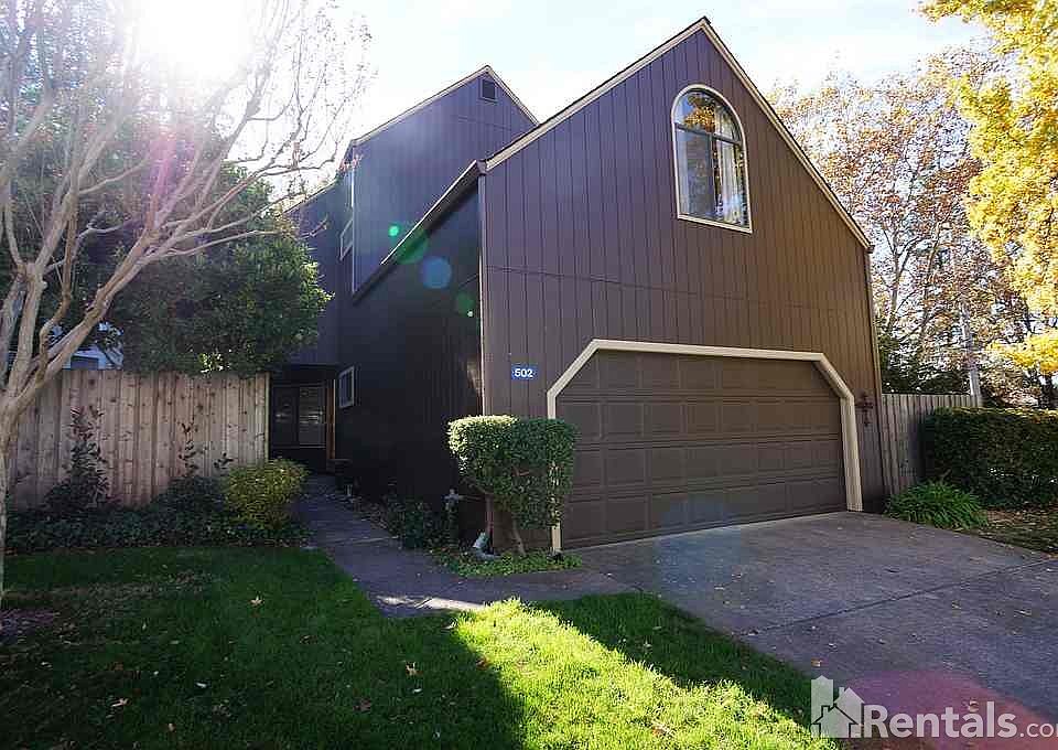 1st image of 502 Westmont Ct