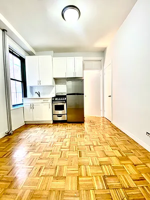 Rented by City & Suburban | media 7