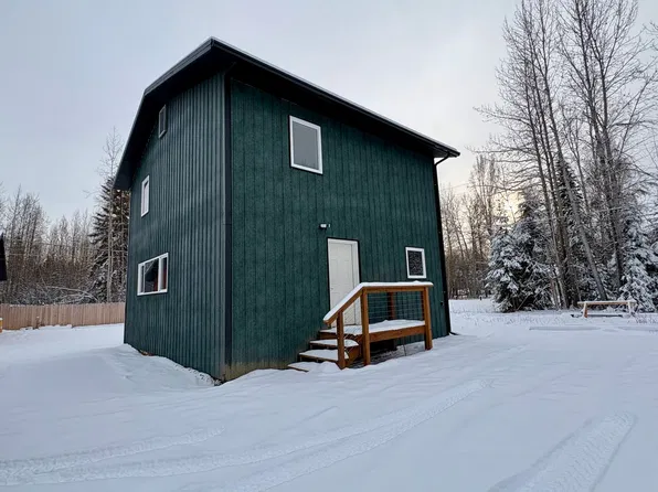 4475 Lauesen Ave #B, North Pole, AK 99705