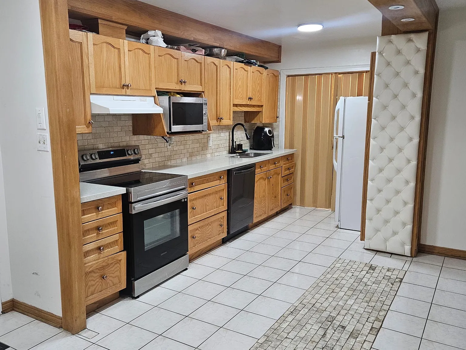2 bed, $2,800 — Photo 3