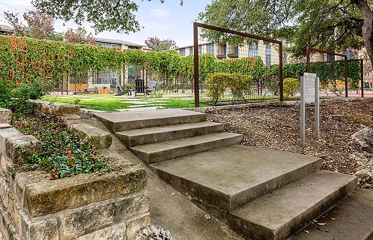 The Ridge Apartments — Photo 43