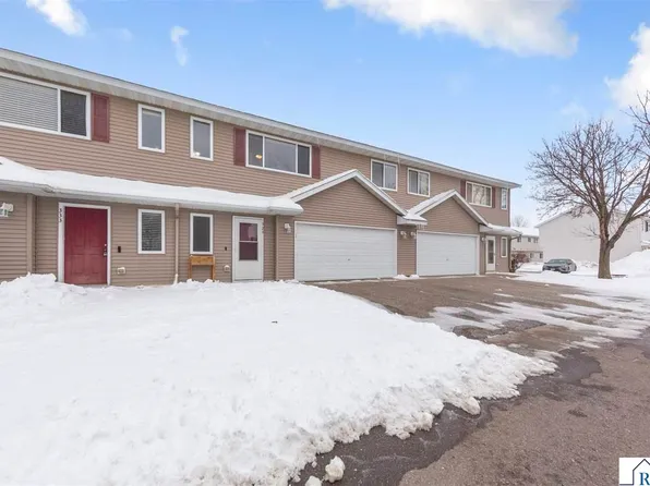 329 Tanager Path, Mankato, MN 56001