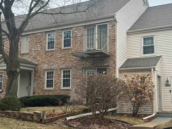6806 Old Sauk Rd, Madison, WI 53717