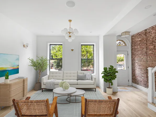 612 Lincoln Place image 1 of 15