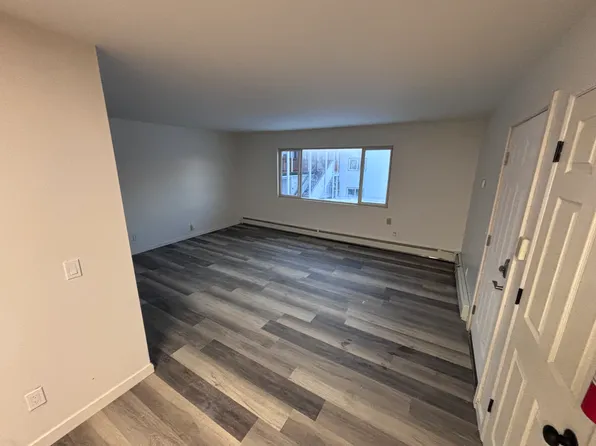 5160 Taku Dr, Anchorage, AK