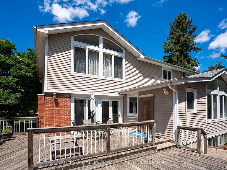 39 Sunnywood Cres — Photo 33