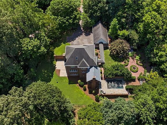 2nd image of 6035 Kempsford Ct