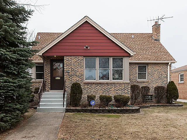11258 S Albany Ave photo 1