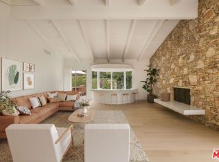 650 N Tigertail Rd, Los Angeles, CA 90049